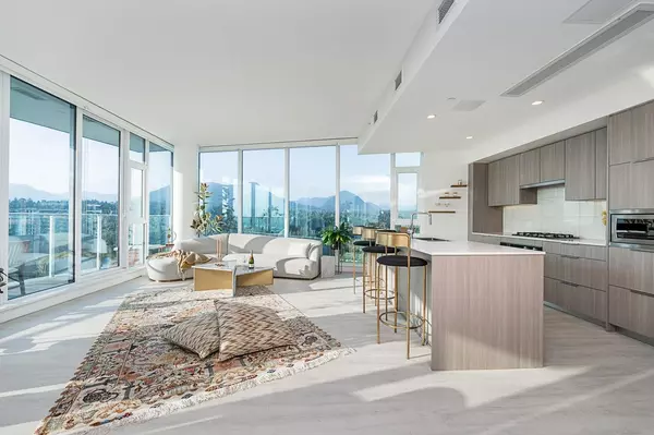 North Vancouver, BC V7J 0E2,1401 Hunter ST #2704