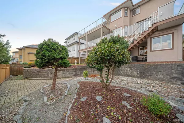 Coquitlam, BC V3E 2Y8,3062 Timber CT