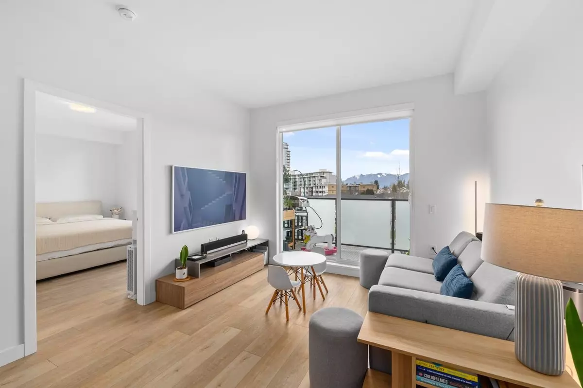 Vancouver, BC V5R 0J6,4933 Clarendon ST #207