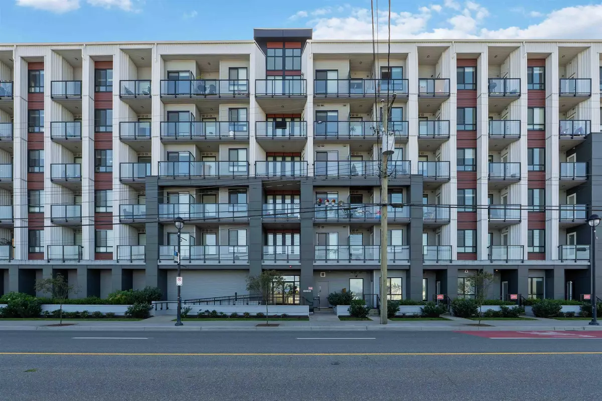 Langley, BC V3A 0P5,20360 Logan AVE #102