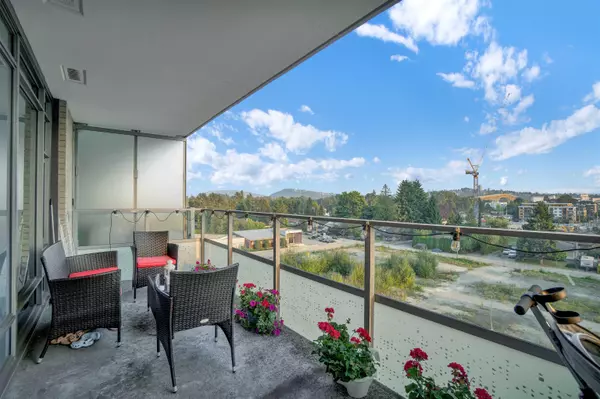 1500 Fern ST #614 North Vancouver, BC V7J 0E6