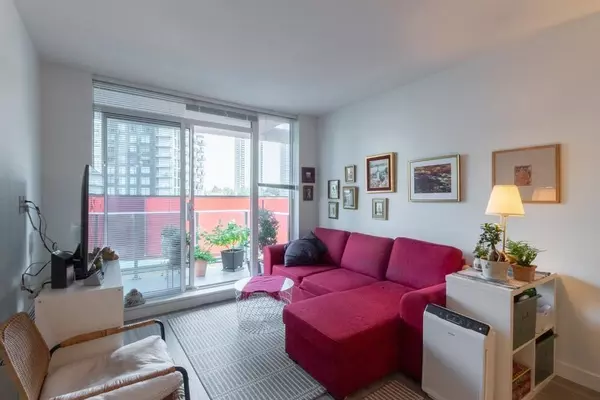 Surrey, BC V3T 0P8,13655 Fraser HWY #405