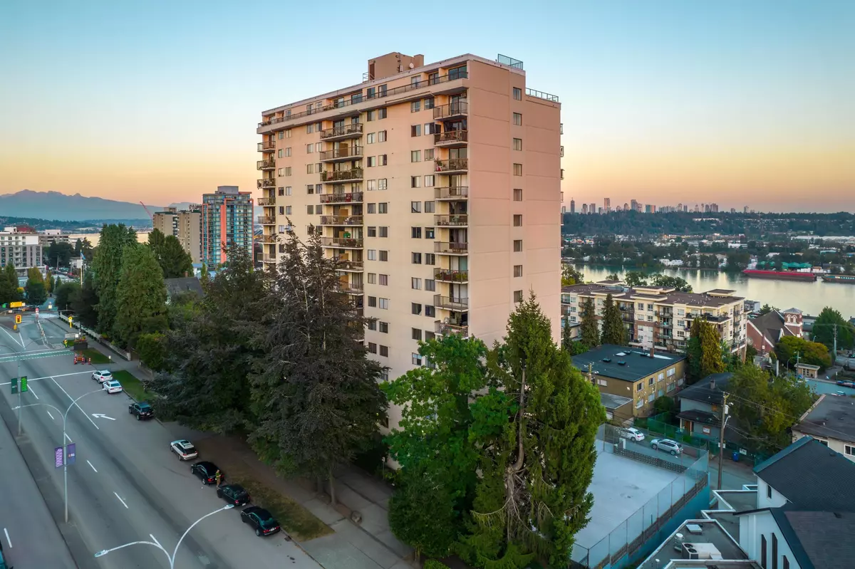 New Westminster, BC V3L 5C6,320 Royal AVE #405
