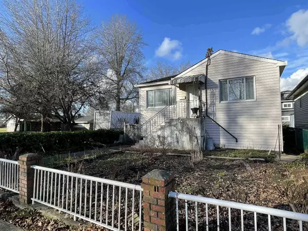 1805 E 51st AVE, Vancouver, BC V5P 1W1