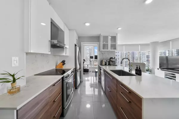 Vancouver, BC V6B 0J2,689 Abbott ST #2507