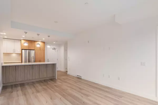 Maple Ridge, BC V2X 6A2,11718 224 ST #101