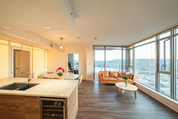 Coquitlam, BC V3B 0K9,1188 Pinetree WAY #4201