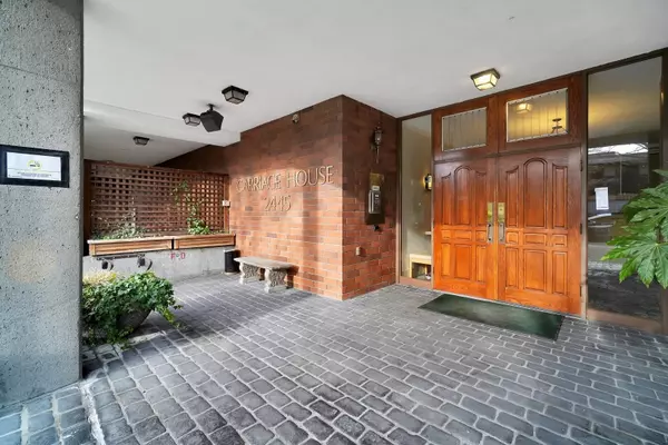 Vancouver, BC V6K 4K6,2445 W 3rd AVE #1104