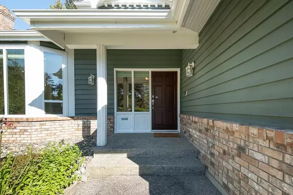 Surrey, BC V4A 6H5,1639 133a ST