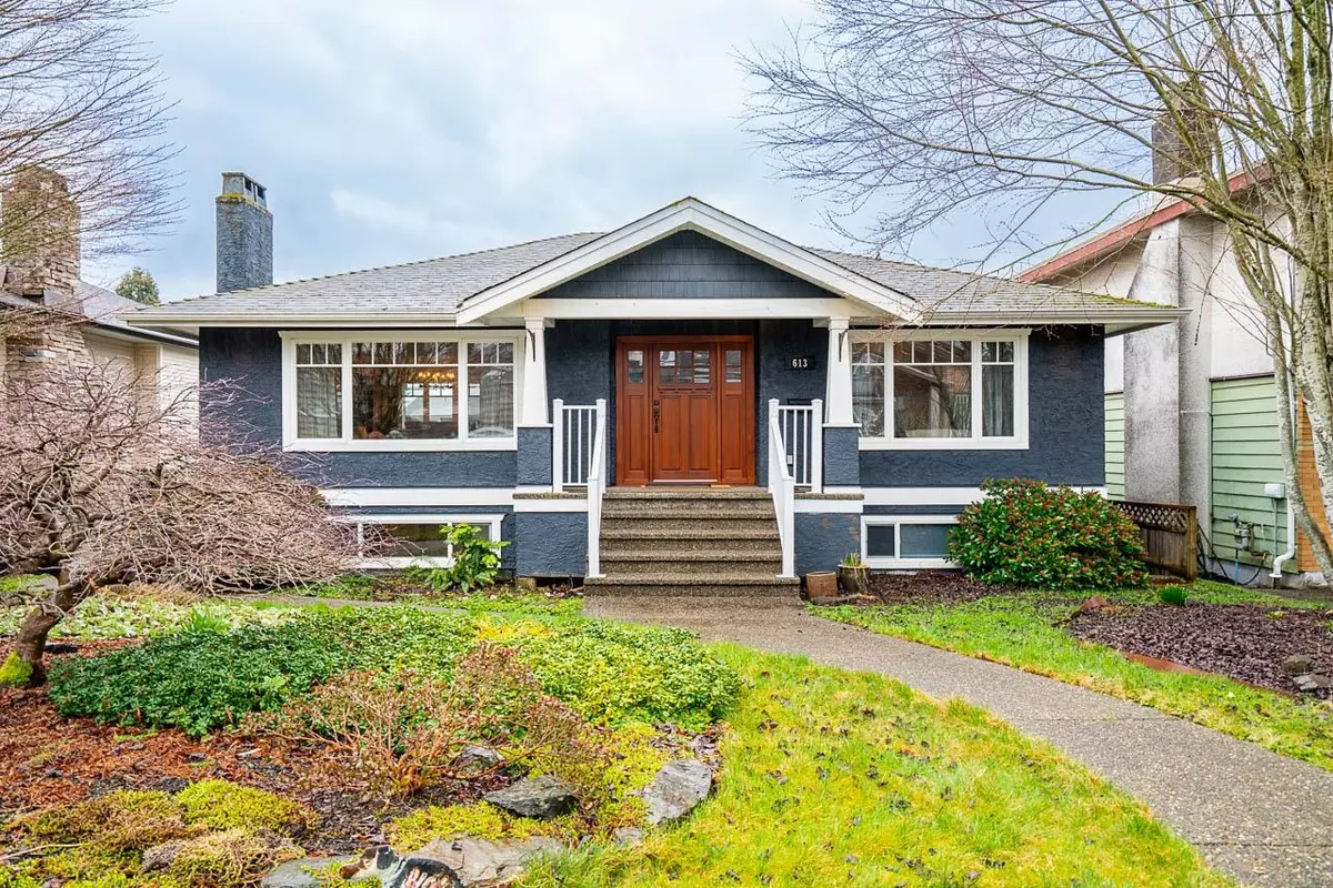 North Vancouver, BC V7L 1S5,613 E 7th ST