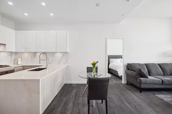 Burnaby, BC V5B 0B6,5333 Goring ST #3103