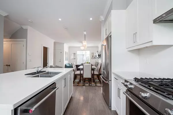 Surrey, BC V3Z 0R6,2427 164 ST #38