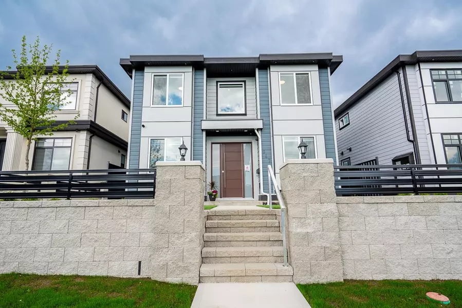 947 Walls AVE, Coquitlam, BC V3K 2T2