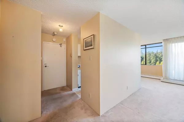 Burnaby, BC V5H 4A4,4300 Mayberry ST #1508