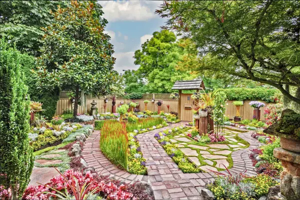 Vancouver, BC V5W 3H4,5138 Somerville ST