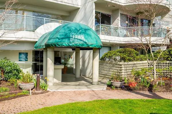 Surrey, BC V4A 9T5,1785 Martin DR #112