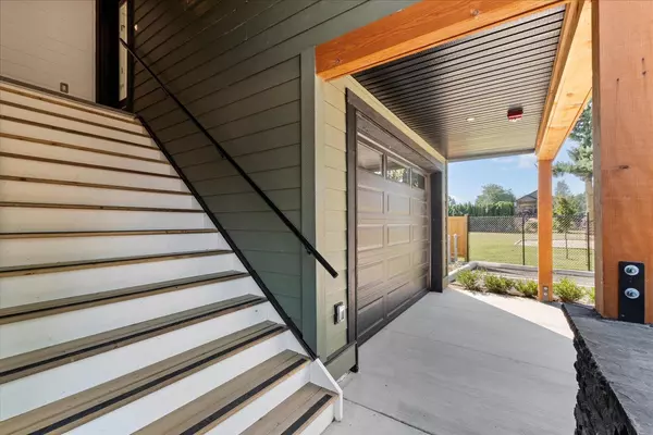 Chilliwack, BC V2P 3K9,46106 Riverside DR #8