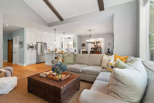 43390 Creekside CIR Lindell Beach, BC V2R 0Z4