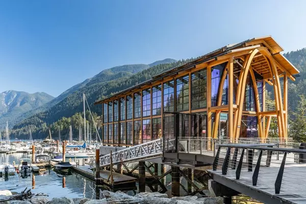 West Vancouver, BC V7W 2B2,6687 Nelson AVE #604