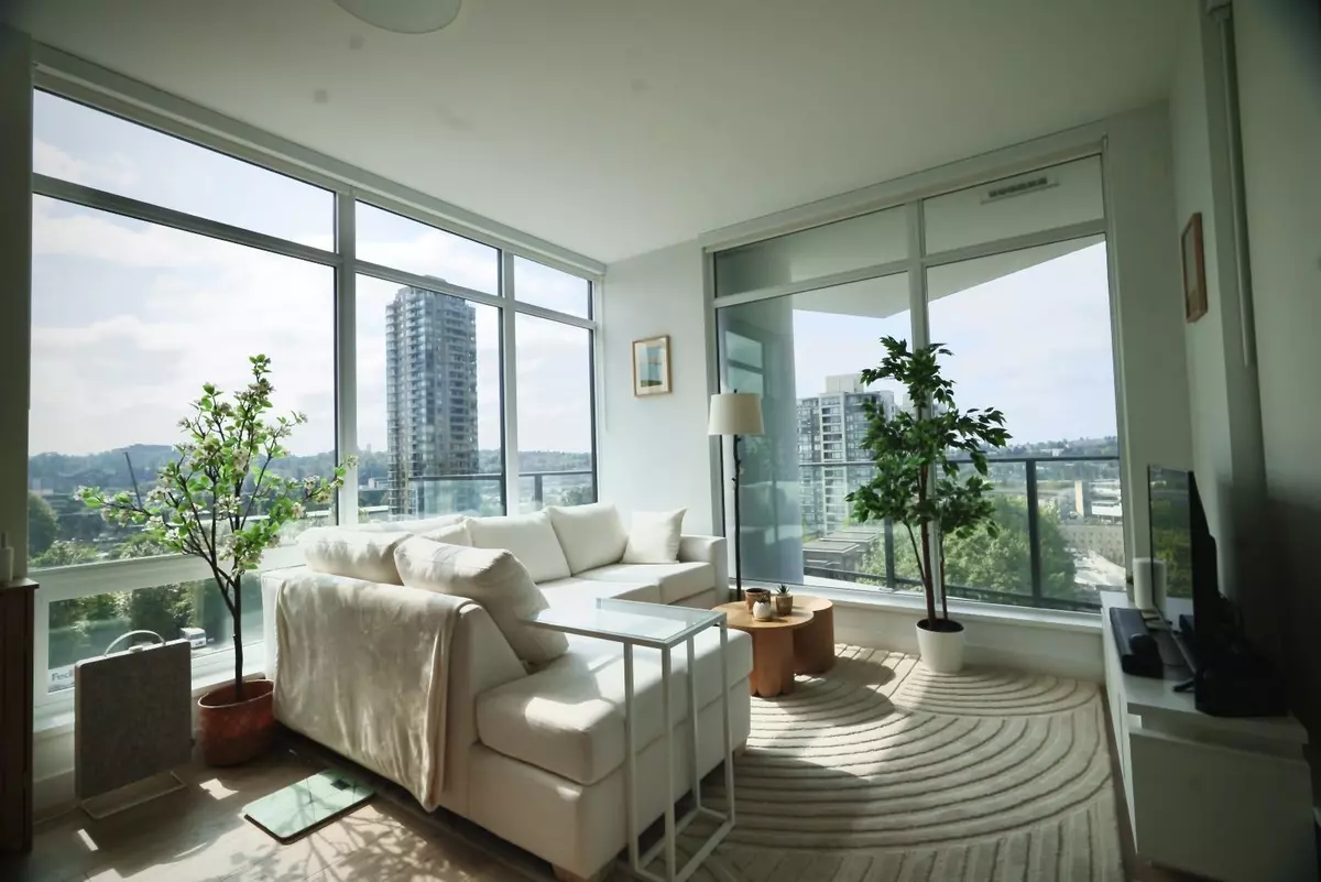 Burnaby, BC V5C 0N4,2181 Madison AVE #802