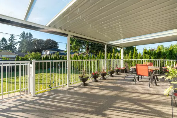Burnaby, BC V3N 2P9,8649 11th AVE