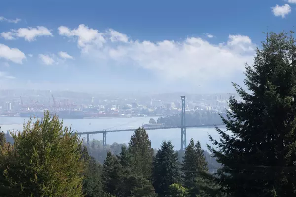 West Vancouver, BC V7V 2Z5,1895 Rosebery AVE