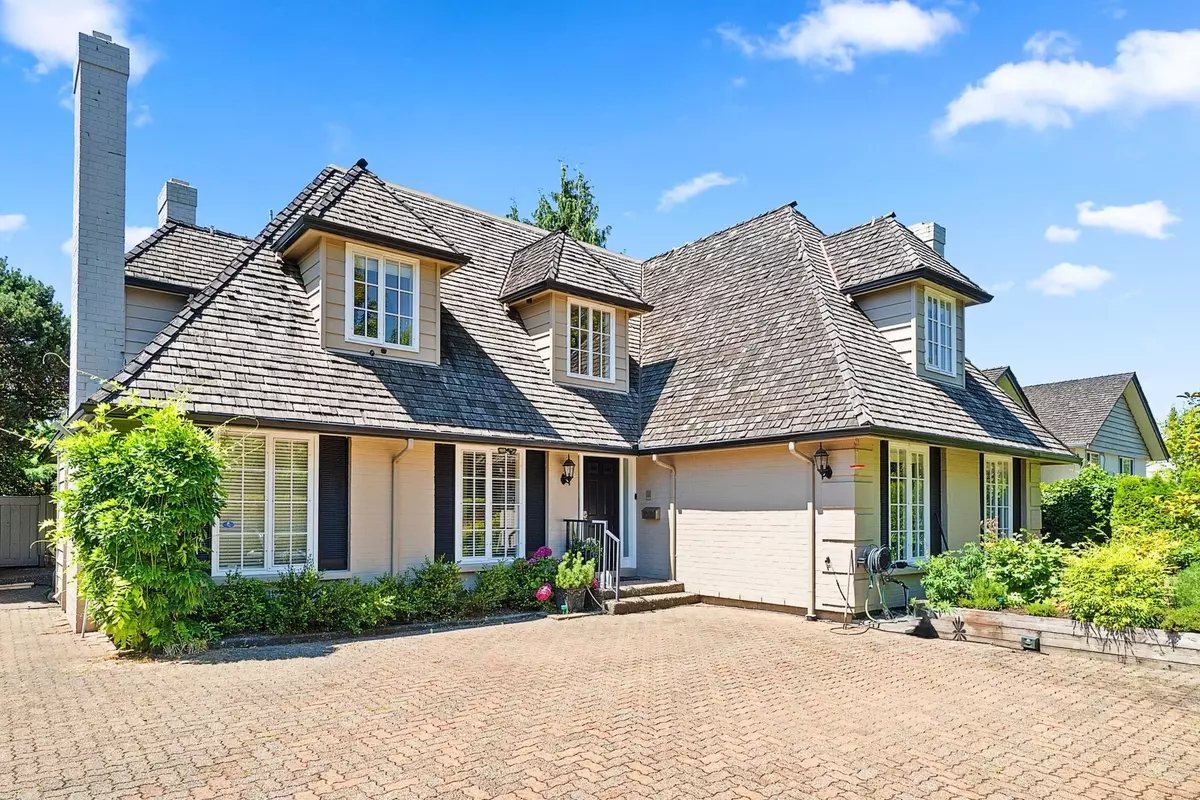 Vancouver, BC V6P 5H4,7215 Wiltshire ST