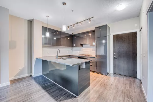 Richmond, BC V6X 0P1,9388 Tomicki AVE #320