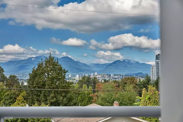 3937 Elmwood ST, Burnaby, BC V5G 1R9