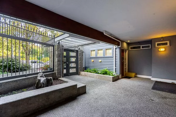 Vancouver, BC V5P 2S7,1880 E Kent South AVE #310