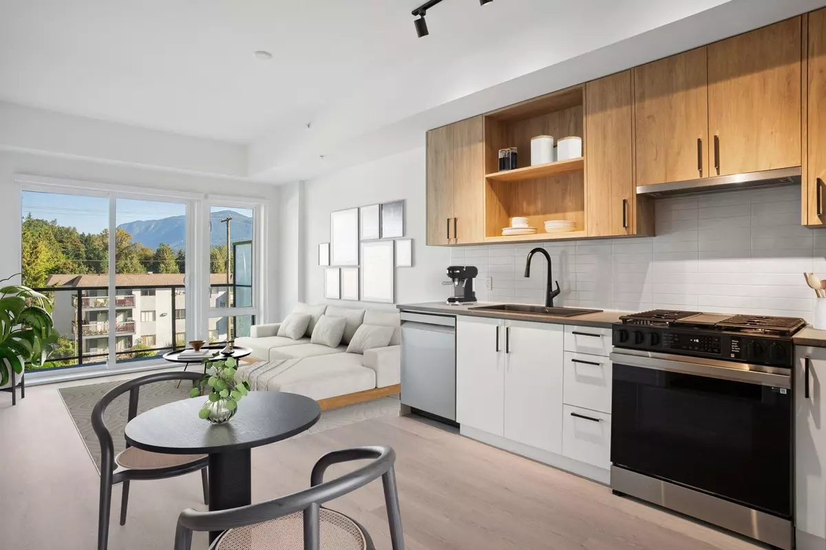 Port Moody, BC V6M 4B9,1100 Clarke RD #105