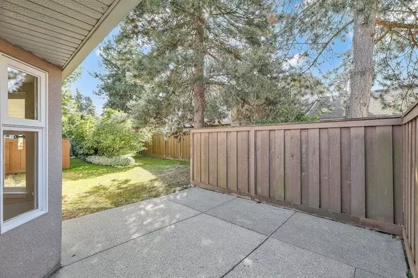 Surrey, BC V3R 0Z6,15501 89a AVE #177