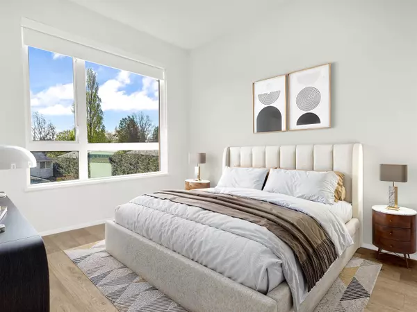 741 Anskar CT #318 Coquitlam, BC V3J 0L4