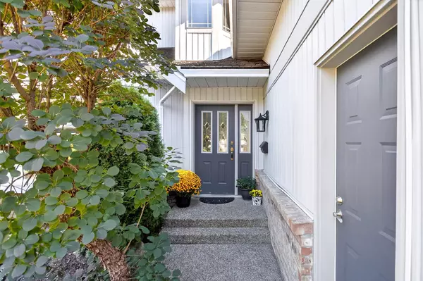 Coquitlam, BC V3B 7A3,1347 Napier PL