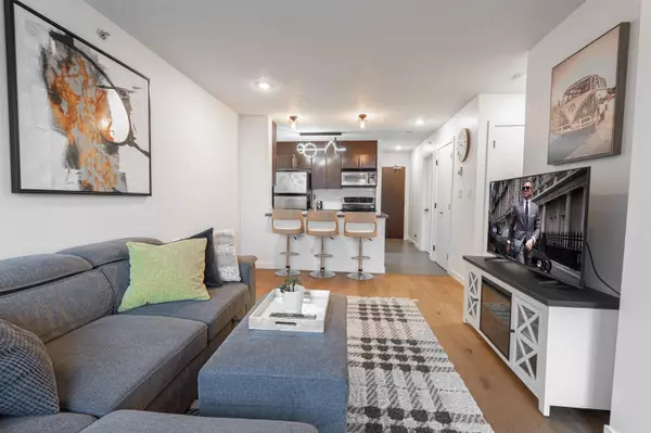 Vancouver, BC V6B 0B9,688 Abbott ST #1003