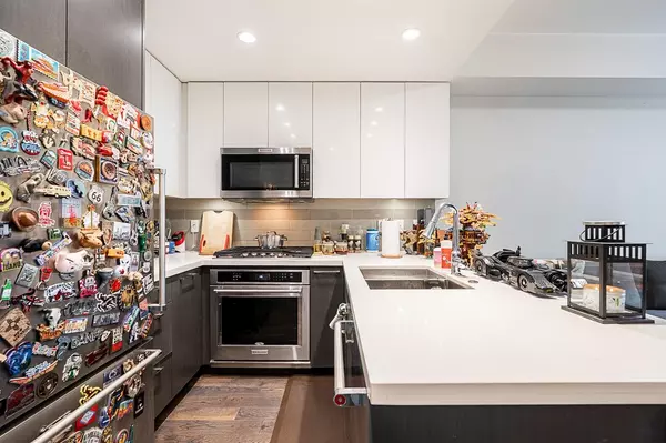 Richmond, BC V6X 0M3,5311 Cedarbridge WAY #137
