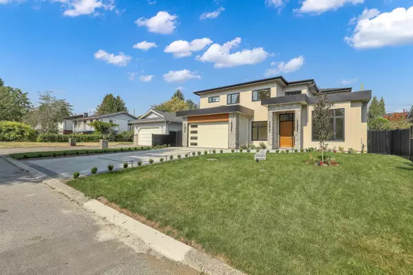 Surrey, BC V4A 1Y3,15689 Broome RD