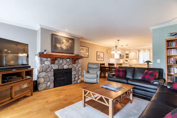 4955 River RD #306, Delta, BC V4K 4V9