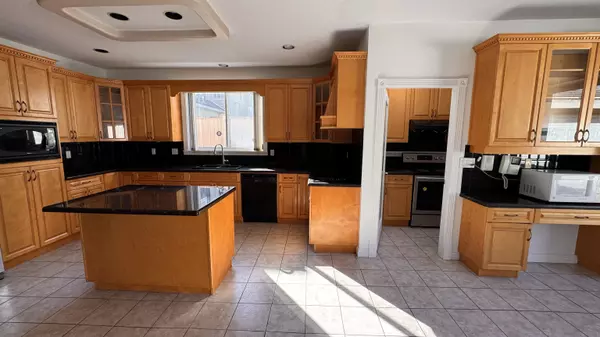 8131 Williams RD, Richmond, BC V7A 1G4