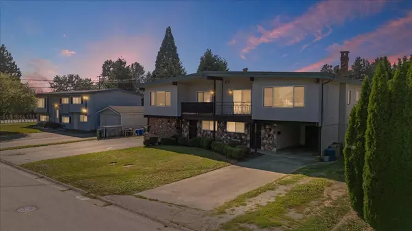 9229 James ST, Chilliwack, BC V2P 6G8