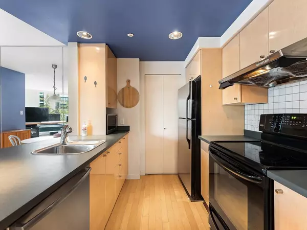 Vancouver, BC V6Z 2V9,1009 Expo BLVD #501