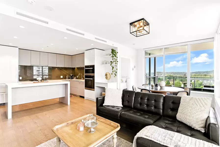 1632 Lions Gate LN #1205, North Vancouver, BC V7P 0E2