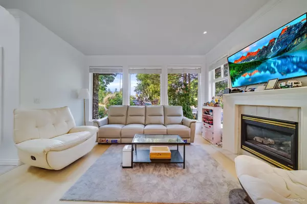 Surrey, BC V4A 9X3,14946 22a AVE