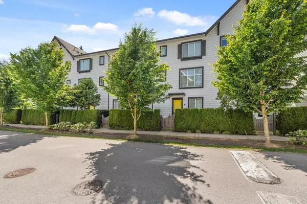 16323 15 AVE #9, Surrey, BC V4A 0C5