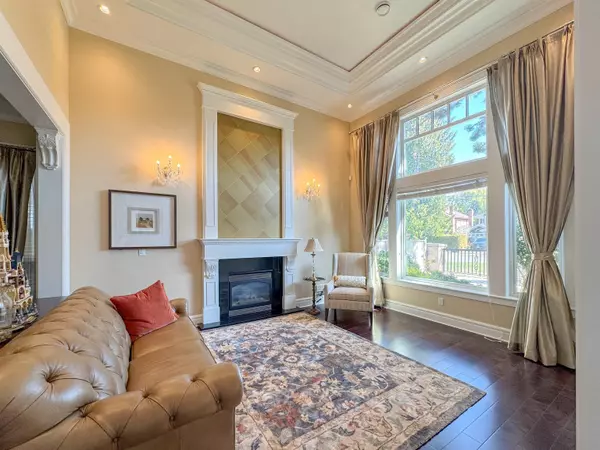 Richmond, BC V7C 2C2,5871 Forsyth CRES