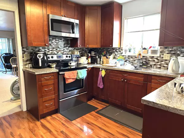 Richmond, BC V7E 1G3,5700 Maple RD