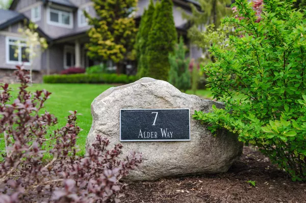 Anmore, BC V3H 4Y5,7 Alder WAY
