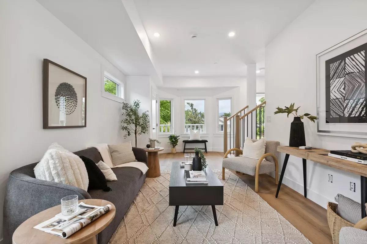 Vancouver, BC V5K 1H1,2528 Mcgill ST