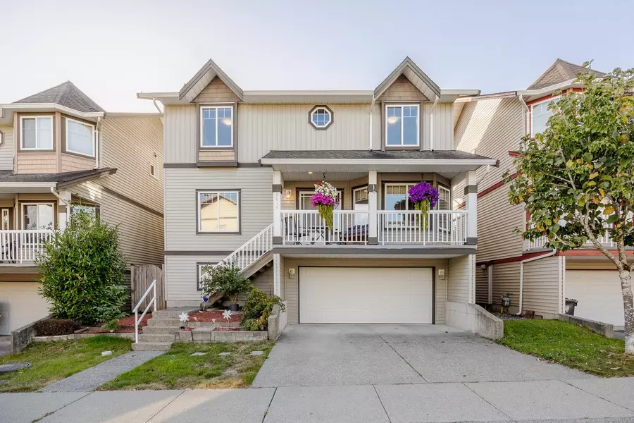 6615 205 ST, Langley, BC V1Y 2X8