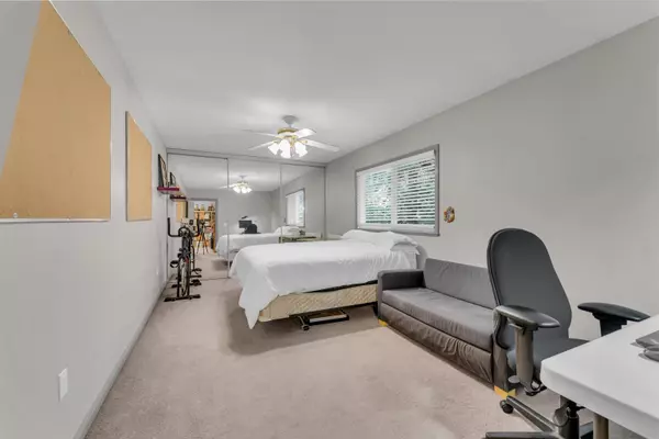 Coquitlam, BC V3K 3B4,969 Madore AVE